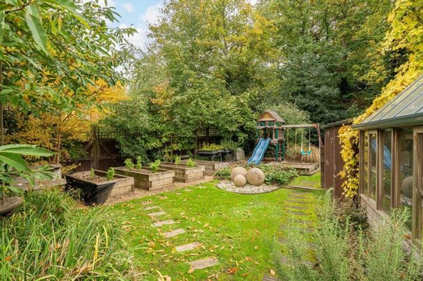 Cambridge Park, Twickenham, TW1 - Photo 1