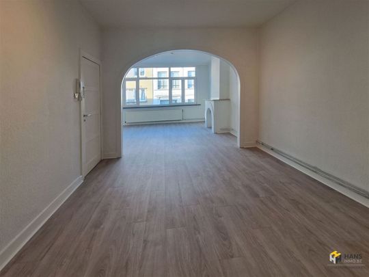 Ruim nieuw gerenoveerd appartement in hartje Antwerpen, instapklaar. - Photo 1