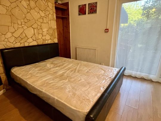 House share to rent - Photo 1