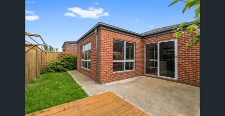3 Bedroom Gem – Alamanda School Zone - Photo 5