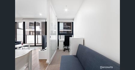 Fully Furnished Modern Living in the Heart of Doncaster - Photo 2