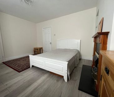 1 Bed Flat, Langhill Avenue, BS4 - Photo 2