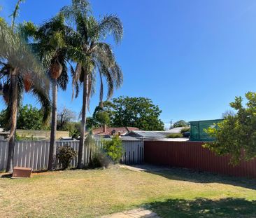 Beautiful 3x1 Family Home in Carey Park - Photo 5