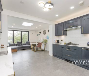 Detached House to rent - Main Road, Sevenoaks, TN14 - Photo 2