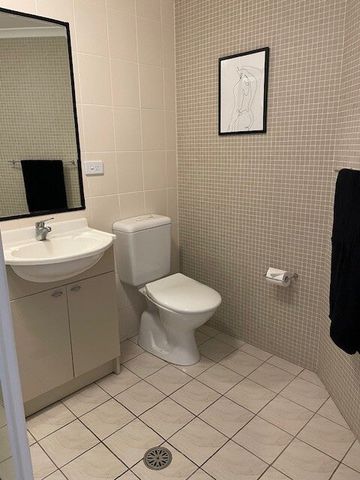 Parramatta - Photo 4