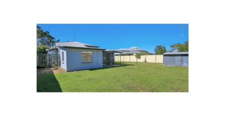 SPACIOUS 3 BEDROOM HOME WITH MULTIPLE LIVING SPACES - Photo 5