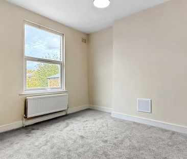 2 bedroom property to rent - Photo 5