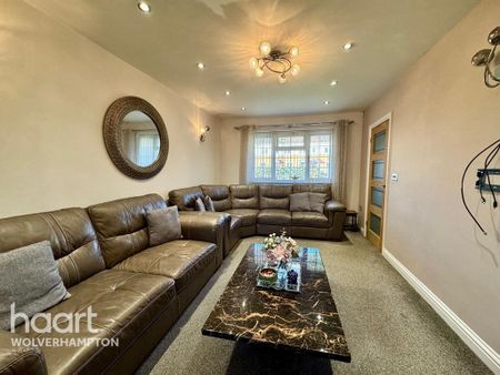 5 bedroom detached house to rent - Photo 3