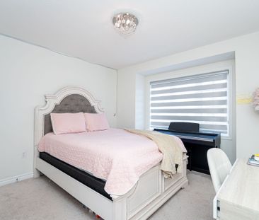 For Lease - 11 Cyclone Trail, Brampton, Ontario - Photo 3