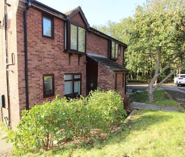 Walesby Court, LS16 - Photo 4