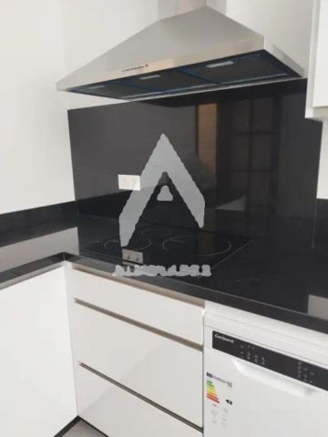 Piso en alquiler en Centro - Photo 3