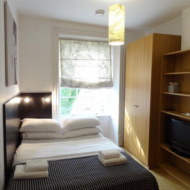 Flat 19 Cartwright Gardens, Bloomsbury WC1H 9EH - Photo 1