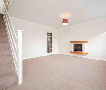 3 bedroom detached house to rent - Photo 4