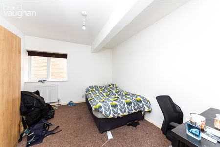 7 bedroom semi-detached house to rent - Photo 4