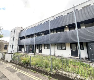 West Parade Flats, Halifax - Photo 1