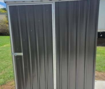 BRAND NEW HOME - NEVER LIVED IN - Photo 5