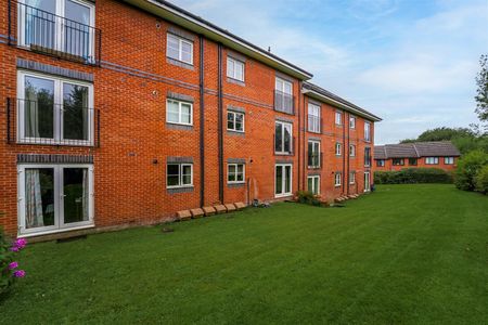 Broadoaks, Bury - Photo 5