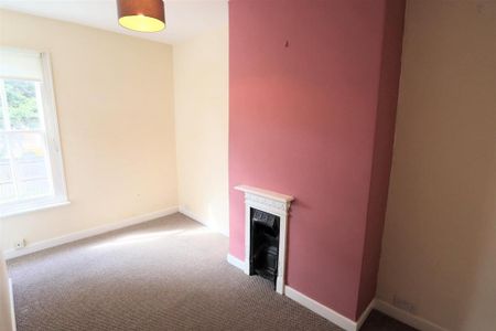 3 bedroom terraced house to rent - Photo 5