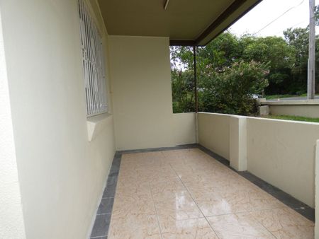 3 BEDROOM FAMILY HOME - Photo 3
