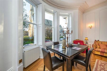 3 bedroom flat to rent - Photo 2