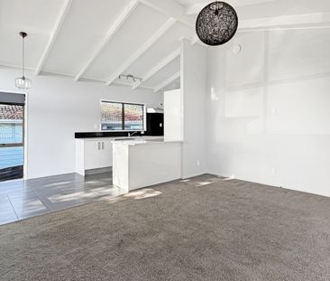 RANDWICK PARK - 3Brm + Rec room + Office + Covered Deck/BBQ area - Photo 5