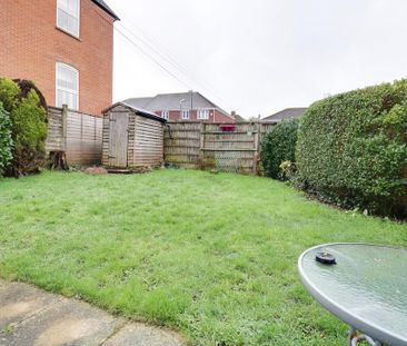 2 bedroom maisonette to rent - Photo 6