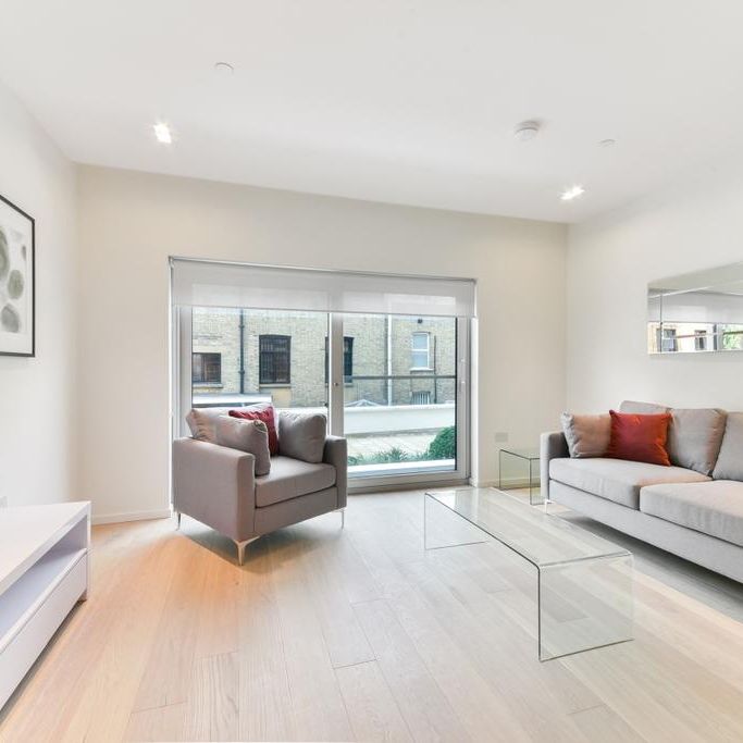 1 bedroom flat to rent - Photo 1