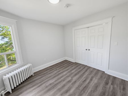 For Lease - 8 Ottawa Street Unit# 4, Hamilton, Ontario - Photo 4