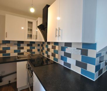 Rainham Road, Gillingham, London - Photo 4