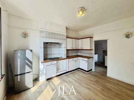 3 bedroom terraced house to rent - Photo 4