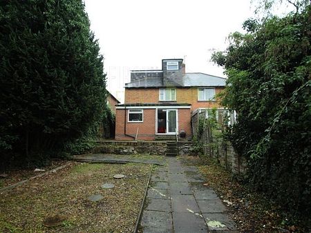 Houlditch Road, Clarendon Park, Leicester, LE2 - Photo 2