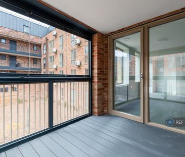 2 bedroom flat to rent - Photo 6