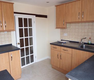 Dairy Court, Crewkerne, Somerset - Photo 5