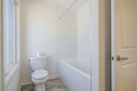 For Lease - 1 Kings Hill Drive, Brampton, Ontario - Photo 2