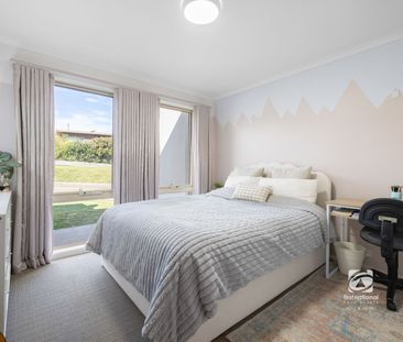 WONDERFUL VIEWS - PRIVATE ROAD - Photo 6