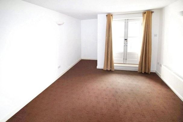 5 bedroom house to rent - Photo 1