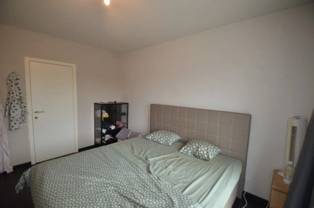 Appartement met 2 slpks en autostandplaats - Photo 4