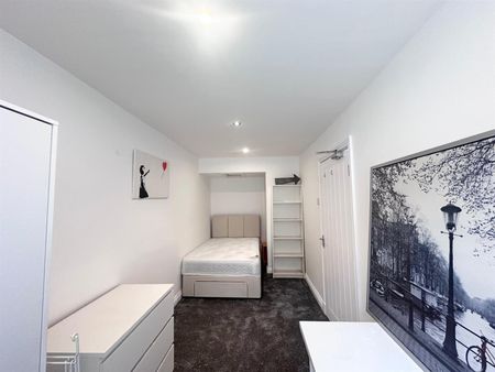 1 bed house share to rent in Ivan Street, Burnley, BB10 - Photo 3