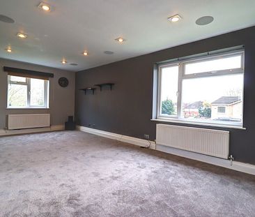 3 bedroom flat to rent, - Photo 4