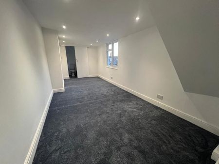 5 bedroom terraced house to rent - Photo 3