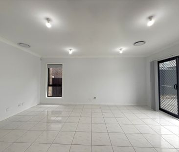 Perfectly Located Family Home Available Now! - Photo 6