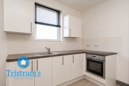 1 bed Apartment for Rent - Photo 3