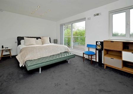 3 bedroom detached house to rent - Photo 5