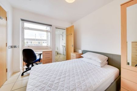 £753 p/w (£3,263 pcm) - Photo 5