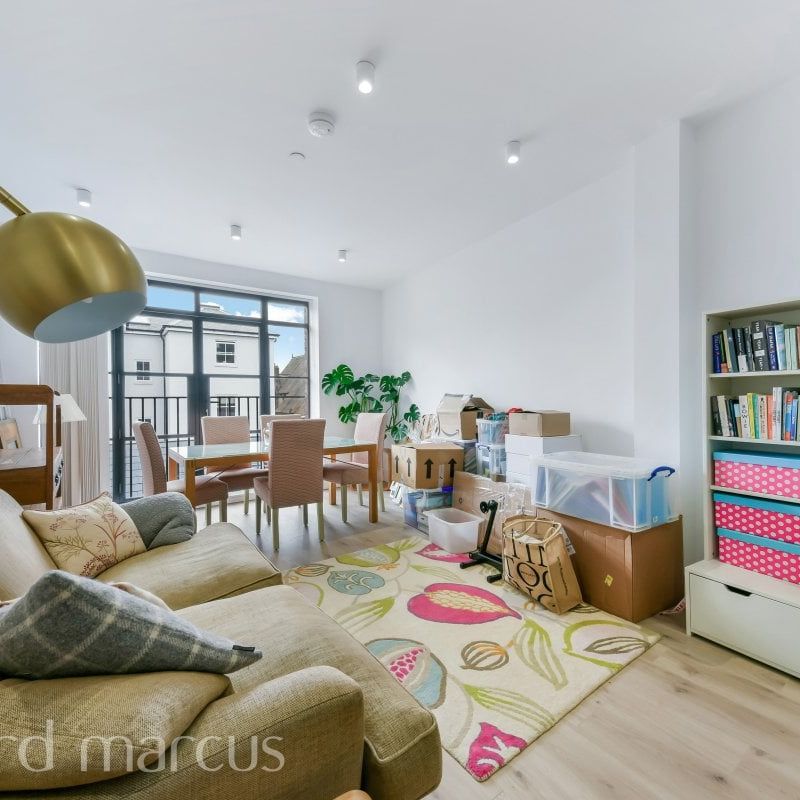 Mitcham Lane - Photo 1