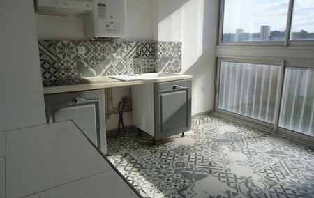 Location Appartement P3 Grand balcon Marseille 13ème - Photo 3