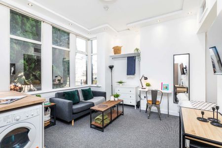 1 bedroom flat to rent - Photo 2