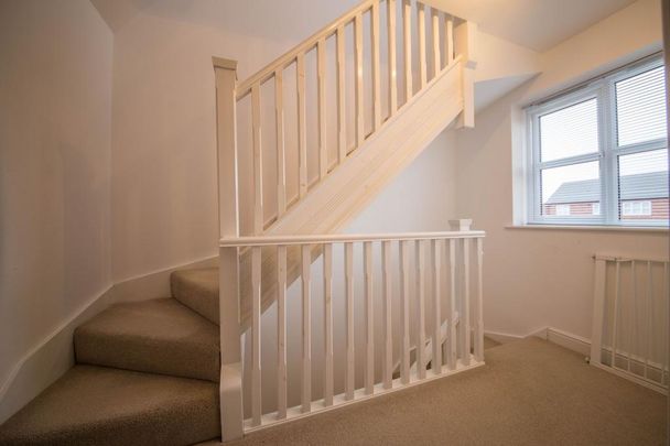 3 bedroom property to rent - Photo 1