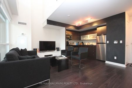 Vibe at Liberty Village Lofts , #216 - Photo 4