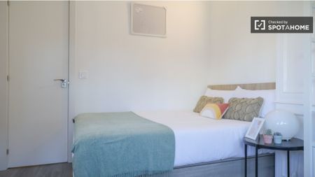 Calle de Sánchez Barcáiztegui, Madrid, Community of Madrid 28007 - Photo 2